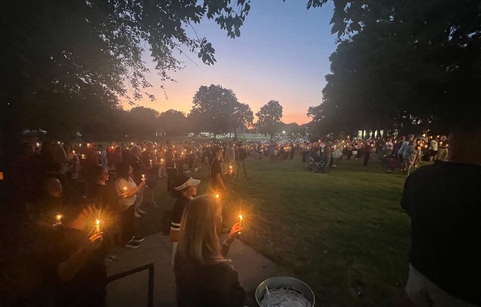 <a href="/JonnyRoot_/">Jon Root</a> Democrats respond to the death of their violent heroes by lighting up and burning cities. Republicans light candles and pray. We aren’t the same.