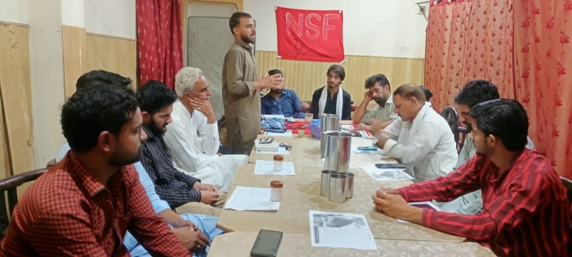 JKNSF1966's tweet photo. #کوٹلی
جموں کشمیر نیشنل سٹوڈنٹس فیڈریشن کے زیرِ اہتمام بائیسویں مرکزی انتفادہ جموں کشمیر کنونشن کی تیاریوں کے سلسلے میں اجلاس منعقد ہوا.
#Intifada_Jammu_Kashmir_Convention 
#Knowledge_Struggle_Victory 
#JKNSF ✊🚩 https://t.co/GKOgqTJe58
