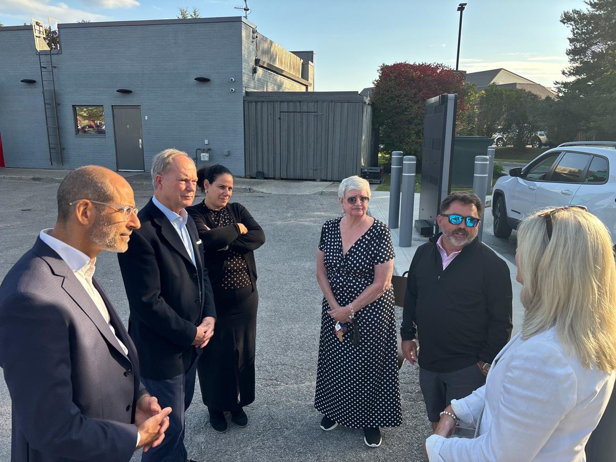 Peter Bethlenfalvy tweet media