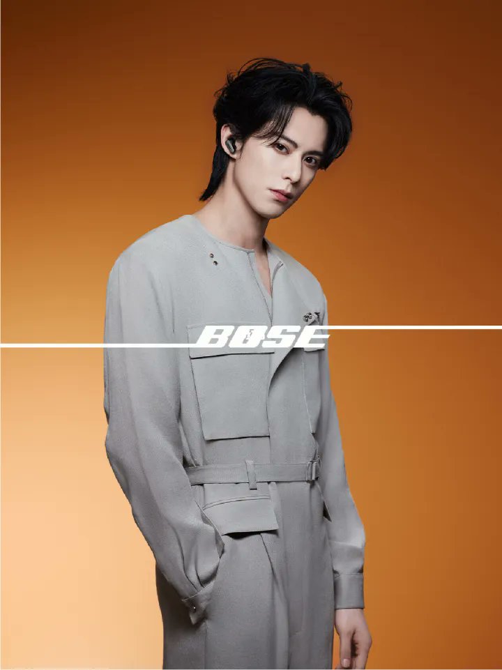 WangHediFolder's tweet photo. 250912 #Bose Global Brand Ambassador #WangHedi immerses himself in the acoustics of the Bose QuietComfort Noise-Cancelling Ultra II Earbuds, savouring every captivating note. 🎼

#SoundIsPower #DylanWang https://t.co/leDJIoUX28