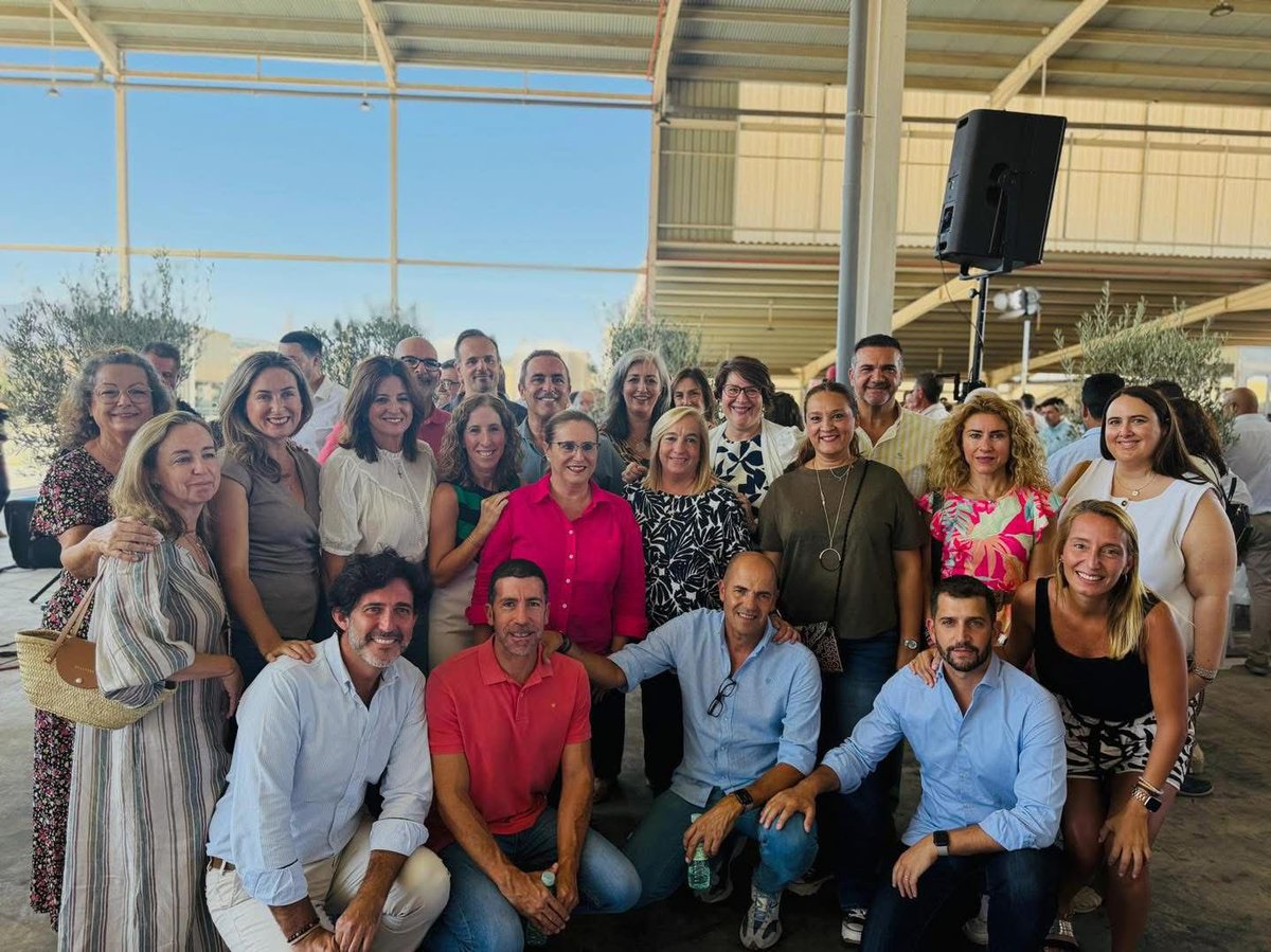 🟦 El Partido Popular es la única alternativa con un proyecto firme y comprometido, cuya misión es clara: trabajar sin descanso por el progreso, la prosperidad y el bienestar de las personas, defendiendo siempre los intereses de los malagueños, andaluces y españoles. #AnaMula