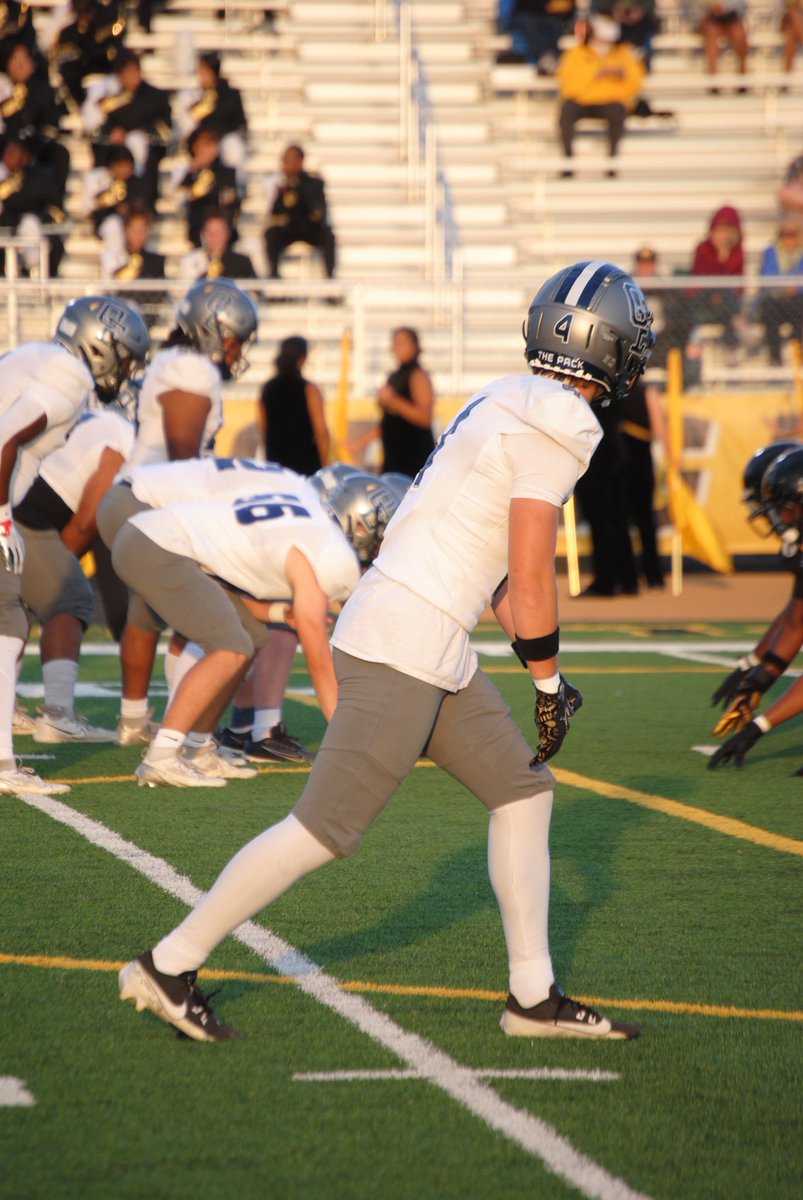 Hey everyone, I wanted to let you know that unfortunately, my season is ending early due to a torn MCL.  Thanks for support, I will be back stronger and better than before! #ONEPACK #ROLLWOLVES #EAT