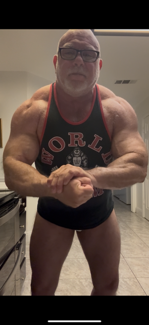 Itlnbuilt64's tweet photo. building up, lift by lift! https://t.co/MYUgH7S5Wy