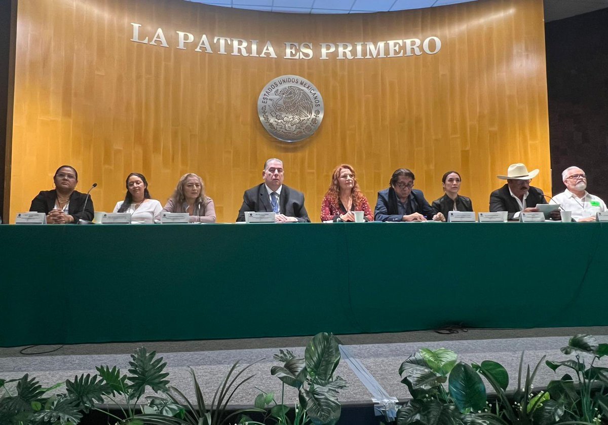 CANAINPESCA (@canainpescamx) on Twitter photo Asistimos al Foro de discusión de la Ley de Pesca y Acuacultura Sustentables en la Camara de Diputados. Donde se puntualizó nuestra postura, solicitando  priorizar  el presupuesto para apoyos, programas y fortalecer la investigación, ordenamiento y vigilancia. <a href="/Azucena_Arreola/">Azucena Arreola </a> Asistimos al Foro de discusión de la Ley de Pesca y Acuacultura Sustentables en la Camara de Diputados. Donde se puntualizó nuestra postura, solicitando  priorizar  el presupuesto para apoyos, programas y fortalecer la investigación, ordenamiento y vigilancia. <a href="/Azucena_Arreola/">Azucena Arreola </a>