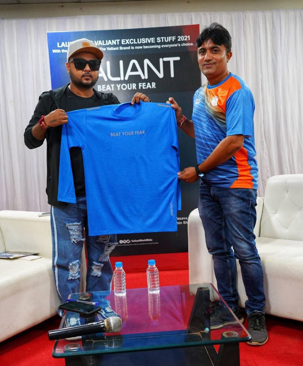 vipulnarigara22's tweet photo. Wishing you a very Happy Birthday Vishal bhai!! God bless you always❤️ Much love
#ValiantCricketTeam #VishalPathak #VipulNarigaraa #Birthday https://t.co/z2IUFhm2c2