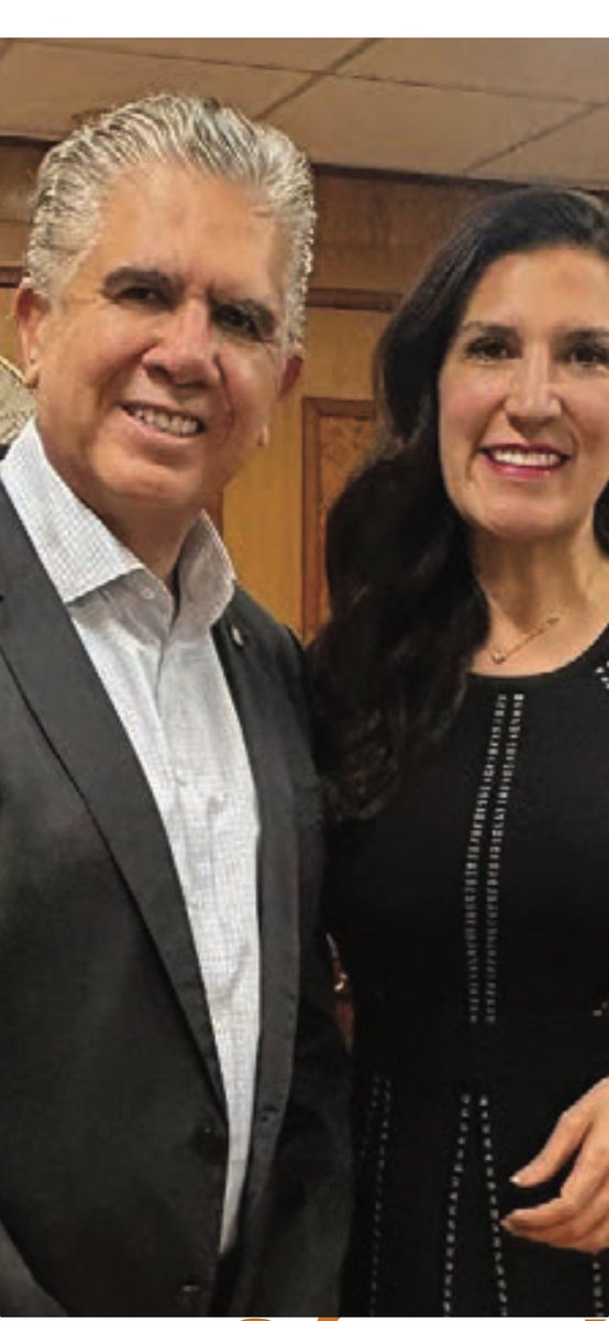 Gran reconocimiento para Moisés Gómez Reyna, exdiputado y exsecretario de Economía del Gobierno de Sonora, al ser designado jefe de la oficina de la presidencia de la mesa directiva de la Cámara de Diputados, al lado de la diputada ⁦<a href="/kenialopezr/">Dra. Kenia López Rabadán</a>⁩ … ⁦<a href="/gomezreyna/">Moisés Gómez Reyna</a>⁩