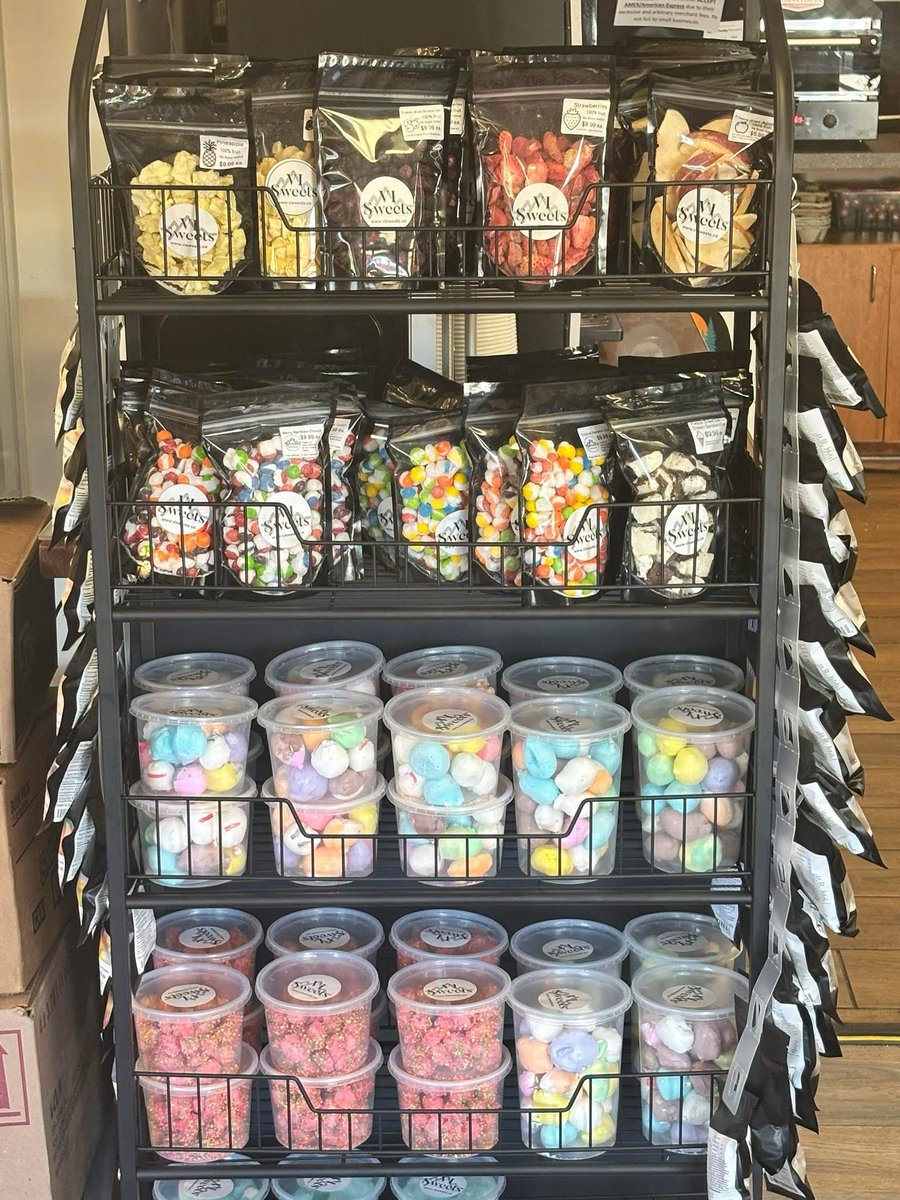 visweets1437's tweet image. Just restocked at Riverside Resort in Qualicum….if you need some freeze dried fruit or candies they have it all!!!

visweets.ca 

#riversideresort #qualicum #freezedriedcandy #local #freezedriedfruit #visweets #vancouverisland