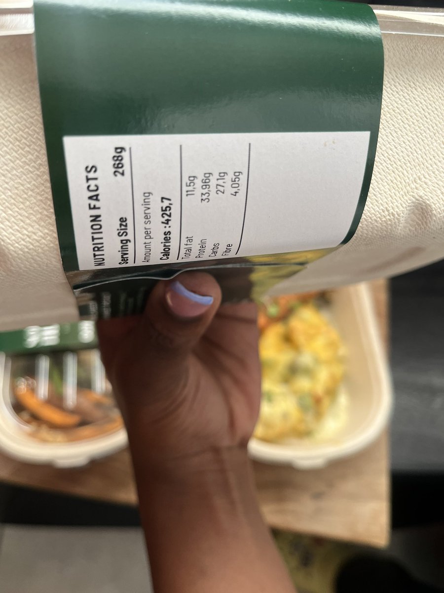 sne_mbambo's tweet image. This is actually my ideal client you care about macros, you want to eat better 😭I can help you