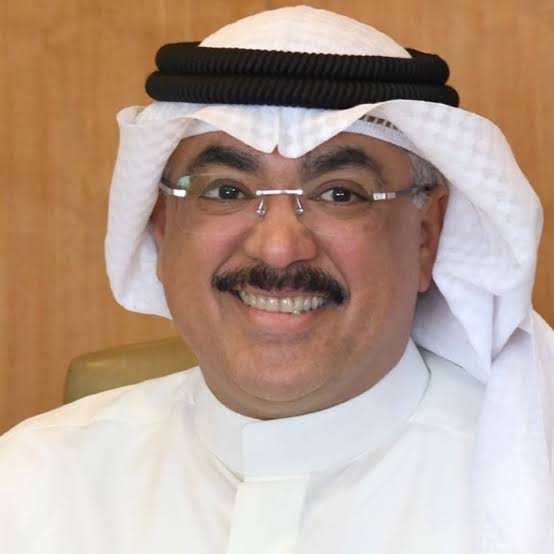 معالي وزير التربية م جلال الطبطبائي شكرا على تواضعك و كرم أخلاقك وأنت الكريم ابن الكرام آل البيت وتجاوبك في الإسراع بإنهاء اجراءات تقاعدي وشكرا على رحابة صدرك وشكرا على التجاوب مع الجميع بمسطرة واحدة وحرصك المشهود على الإصلاح ومعالجة الخلل وهذا ما إفتقدناه طوال سنوات أعانك الله