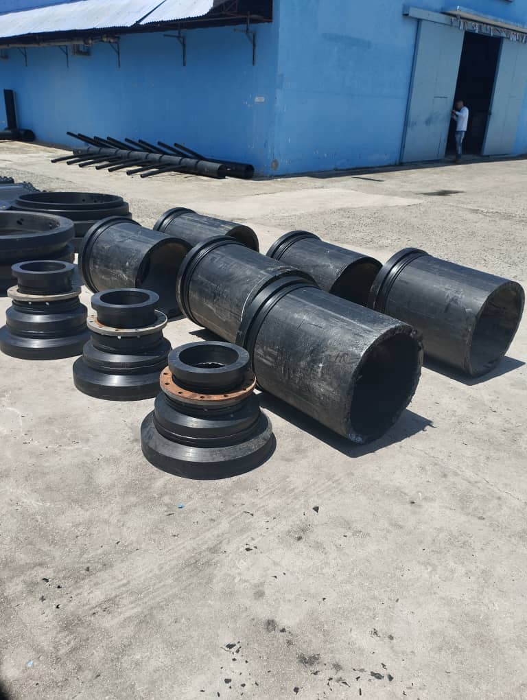 Ciegoplast en la Producción de Piezas especiales para estación de bombeo con el objetivo de mitigar el impacto de la sequía en Santiago de Cuba.
#NadaNosDetiene 
#UnidosXCuba 
#INRHCuba
#LatirAvileño