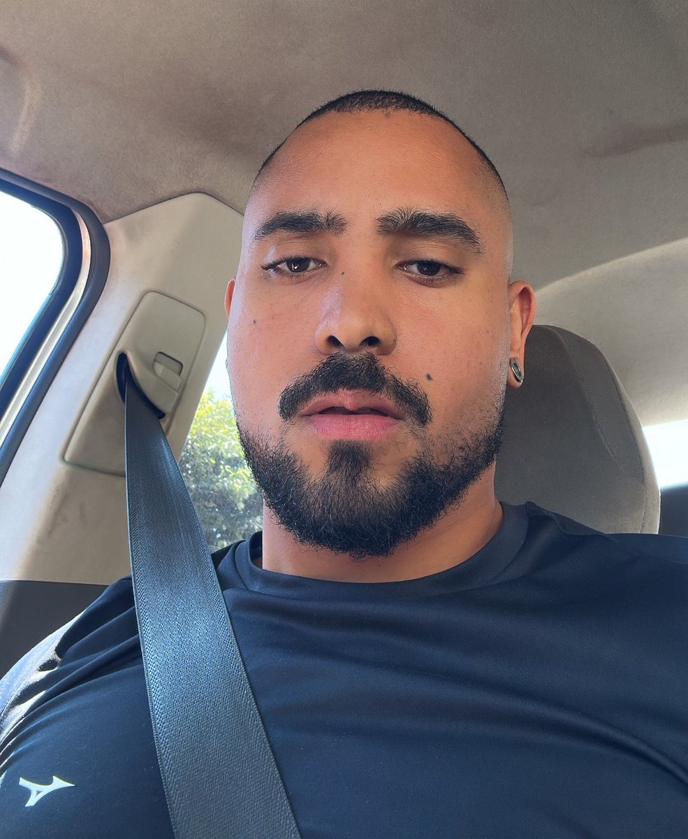 Sextou passeando diferente de certos condenados 😅