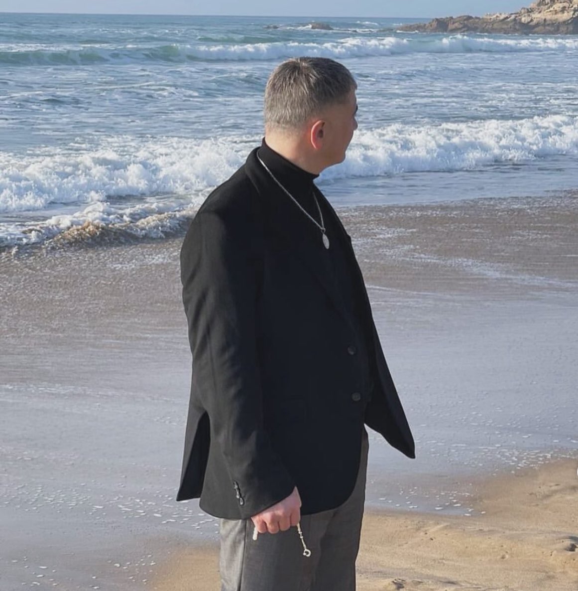 Hiçbir şey olmamış gibi gülmeye devam edin, 
Ben bana yapılanı asla unutmam..!

Bir Umuttur Yaşamak..!

<a href="/sedat_peker/">Sedat Peker</a>