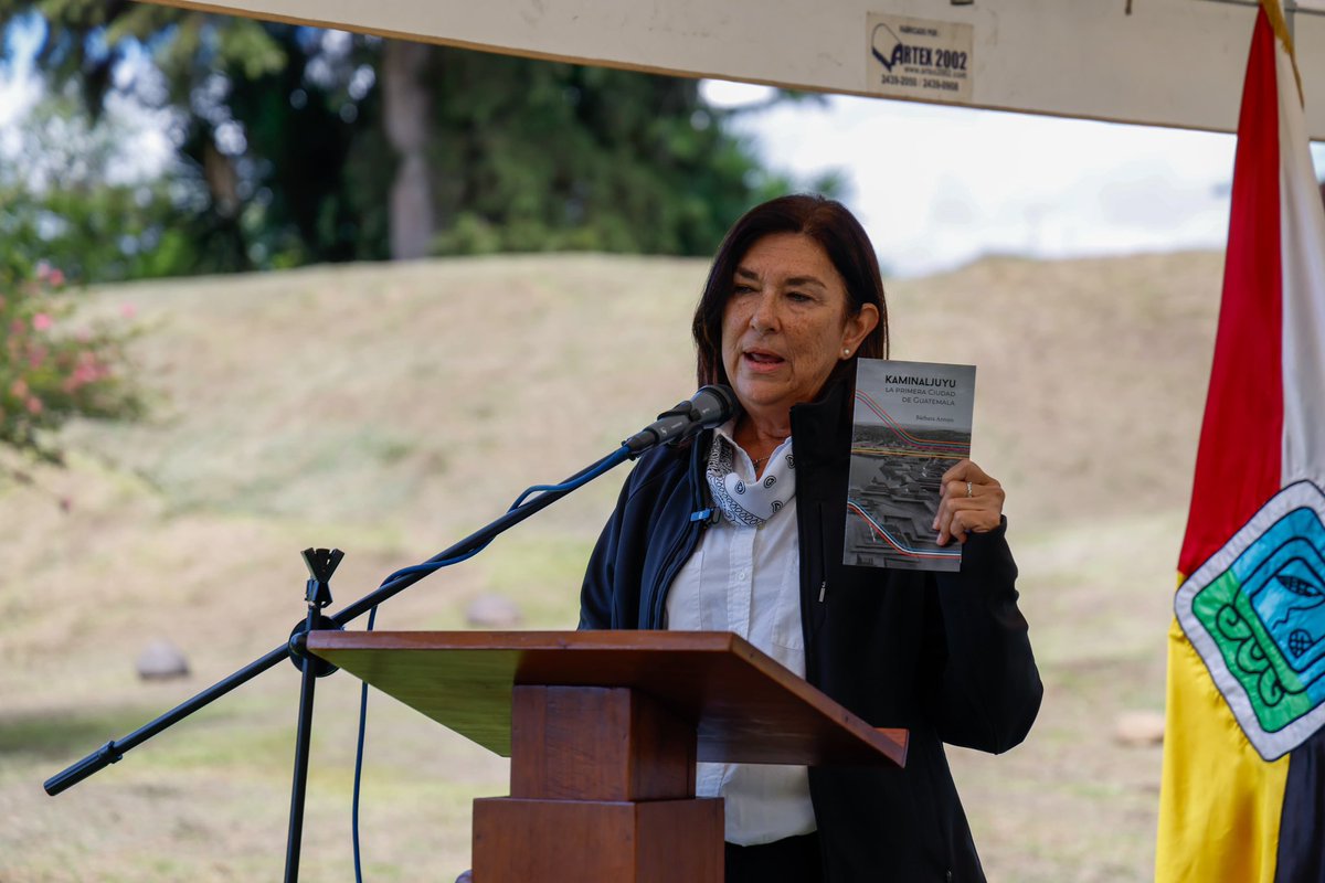 🤝🏻 Por su parte, Bárbara Arroyo agradeció a la ministra por el apoyo brindado a la gestión y destacó el trabajo en equipo que hizo posible esta apertura.