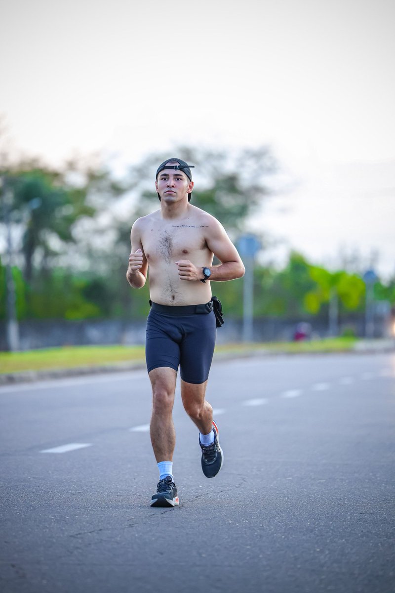 gabsilveiraa_'s tweet image. 🏃🌀🏃🌀..

 #corridaderua