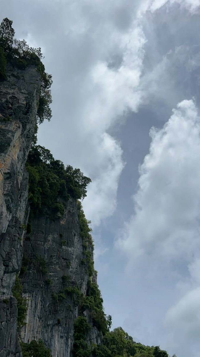 3bouu's tweet photo. Phuket 🇹🇭 https://t.co/SzKqCi5Ugs