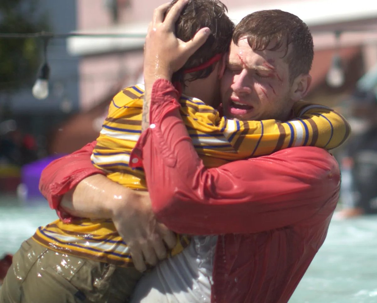 yeah buck who went through a whole tsunami (while on blood thinners and recently having his leg crushed) protected and then looked all day for his best friends son, only collapsing when he knew he was safe is definitely a terrible friend!!