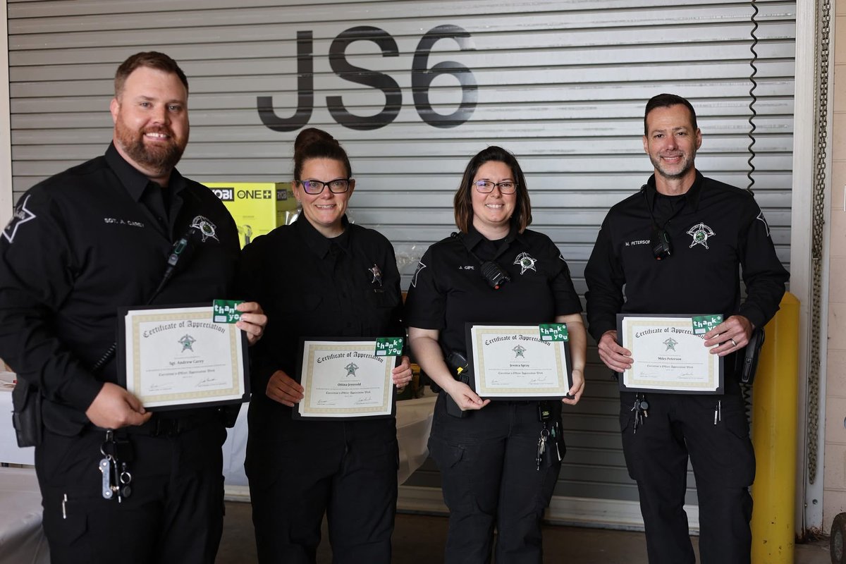 HCSOIndiana's tweet image. Today, we celebrate the brave women that work for the Hamilton County Sheriff’s Office on National Police Woman Day. Thank you for your bravery, and unyielding dedication to protecting and serving your community!
#NationalPoliceWomanDay #WomenInLawEnforcement #SheriffsOffice