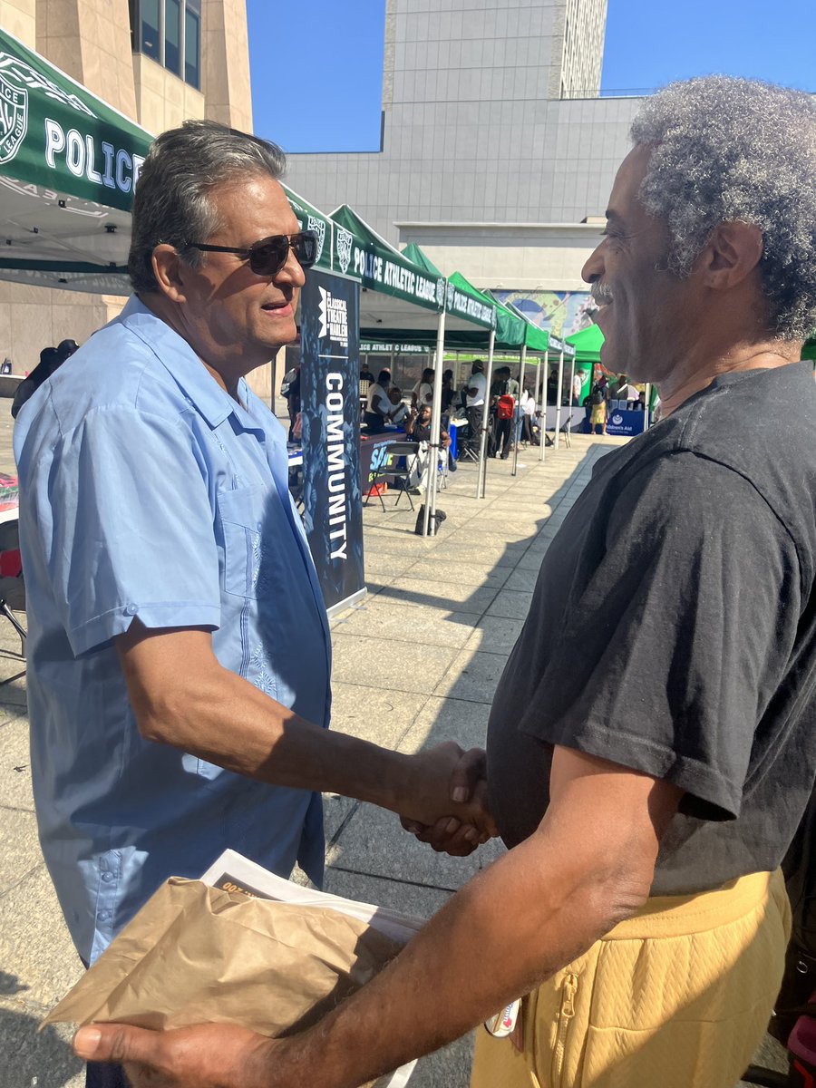 Happening now: Join us at Youth on the plaza located at The Harlem State Building @ 163 West 125 Street
sponsored by <a href="/ManhattanDA/">Alvin Bragg</a>