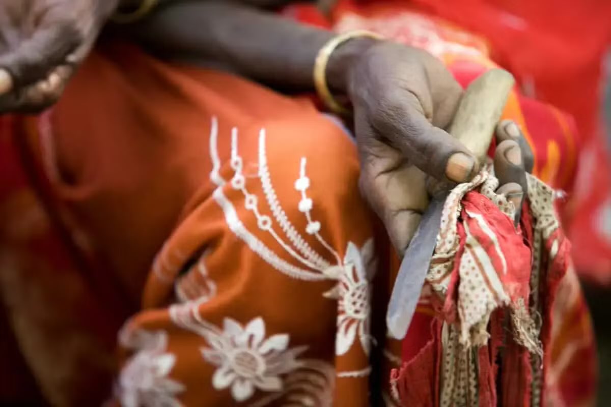 NEWS FLASH: A 3-week-old baby girl from Boboum Kunda, Wuli District, has died from complications allegedly linked to FGM. Her mother and grandmother are in police custody as investigations continue. The body will be sent for postmortem at EFSTH in Banjul.