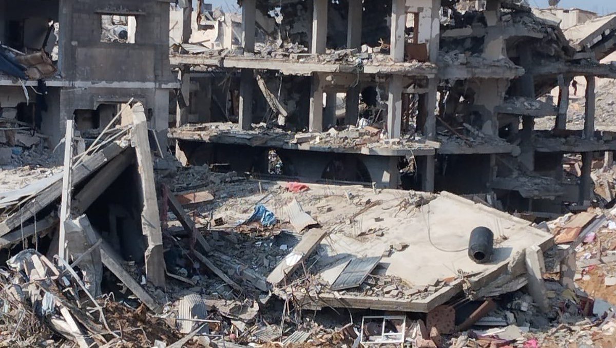 [rt = 💕]

Imtithal is a dentist from North Gaza who is fighting every day for the survival of her family of 35, most of whom are young children, in the face of an unrelenting genocide. they need on donations to stay alive. please please please share and donate if you are able ⬇️