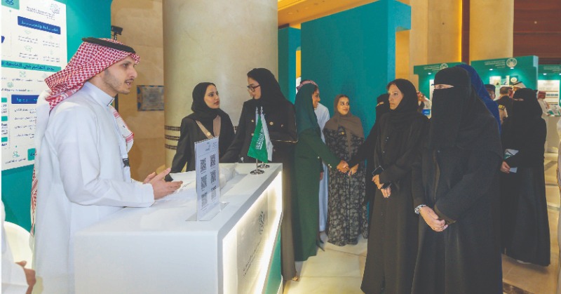 Saudi_EUni's tweet photo. 📰مشاركة #الجامعة_السعودية_الإلكترونية  في “الملتقى السعودي الأول للمجالس العلمية: المجالس العلمية من الواقع إلى التحديات المعاصرة”، الذي استضافته جامعة الأميرة نورة بنت عبدالرحمن.

#رواد_تعليم_المستقبل