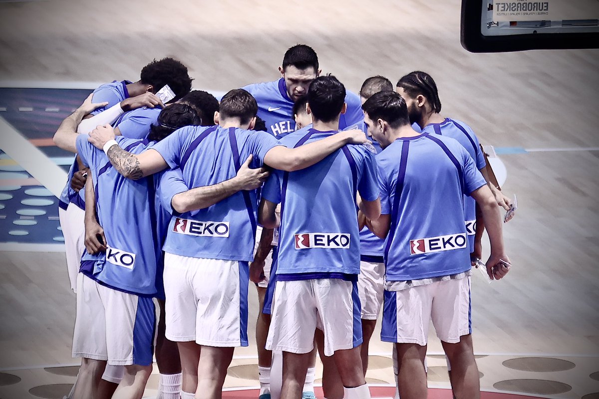 🇬🇷 Κρατήστε το κεφάλι ψηλά!

Μας κάνατε περήφανους και συνεχίζετε να το κάνετε.

Έχουμε μπροστά μας μια ακόμη μεγάλη μάχη: το χάλκινο μετάλλιο.

Μαζί σας μέχρι το τέλος! 

<a href="/HellenicBF/">HellenicBF</a> <a href="/EuroBasket/">FIBA EuroBasket</a> 

#OlympiacosBC #HellasBasketball #EuroBasket
