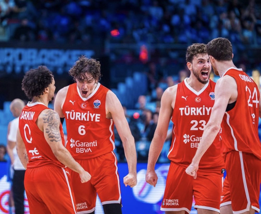 Şampiyon olacağız🇹🇷
#12DevAdam