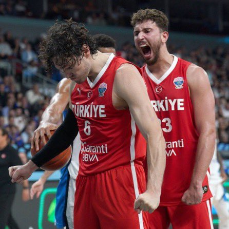 Atalarımız, atalarını. Torunları, torunlarını.