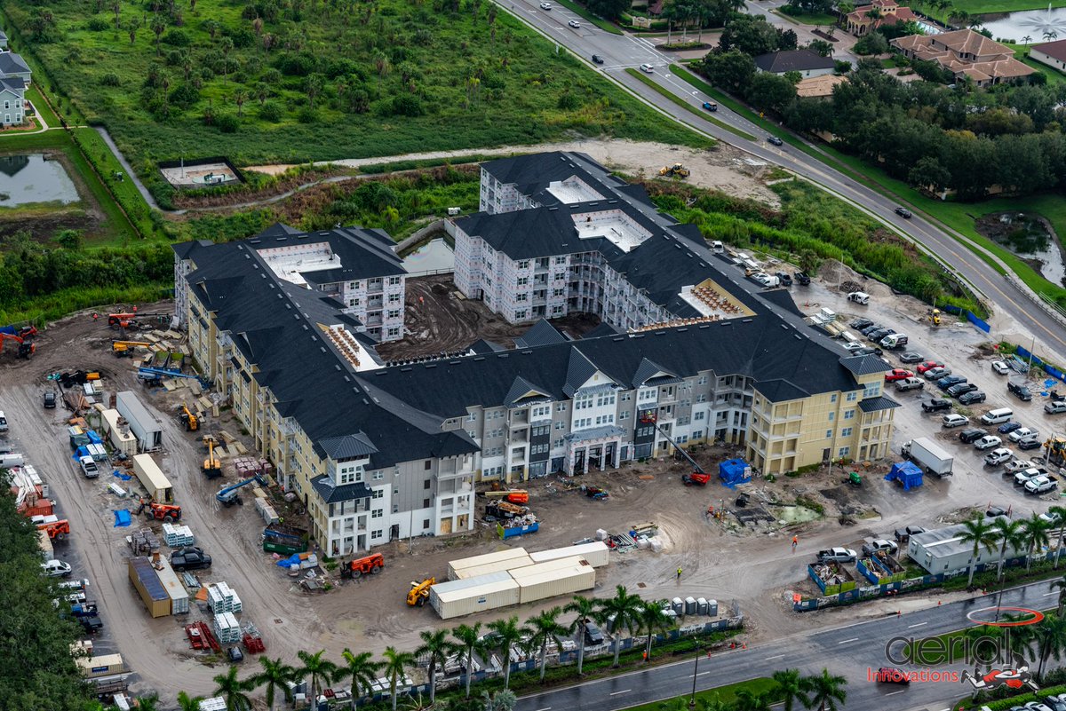 gulfbuildingLLC's tweet image. The latest look at our Ellenton Crossings project shows how far we’ve come. Excited to see this development take shape and move closer to completion. #MountaneerDevelopment #generalcontractor #Ellenton #Florida #building #teamwork #construction #constructionsite
