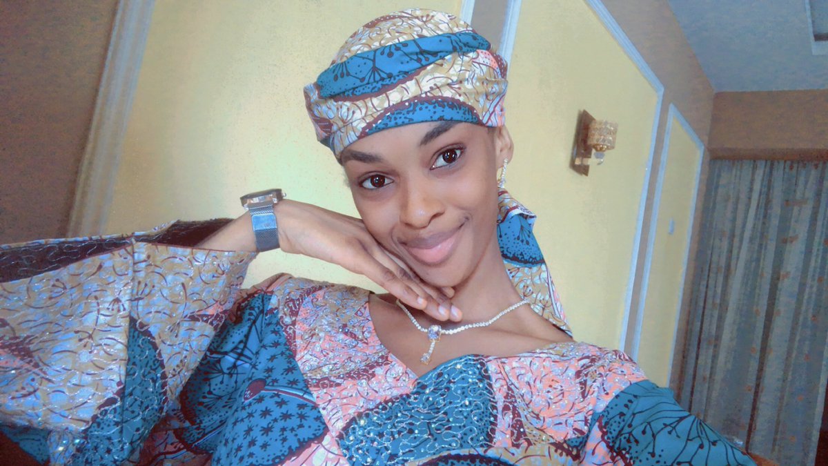 Assalamu alaikum wa rahmatullah May Allah count us among those who shall be granted the special privilege of being under His shade on the day when there will be no shade but the shade of Allah, Amin. Jumaat Mubarak. 😇❤️ it’s been a while 🤭