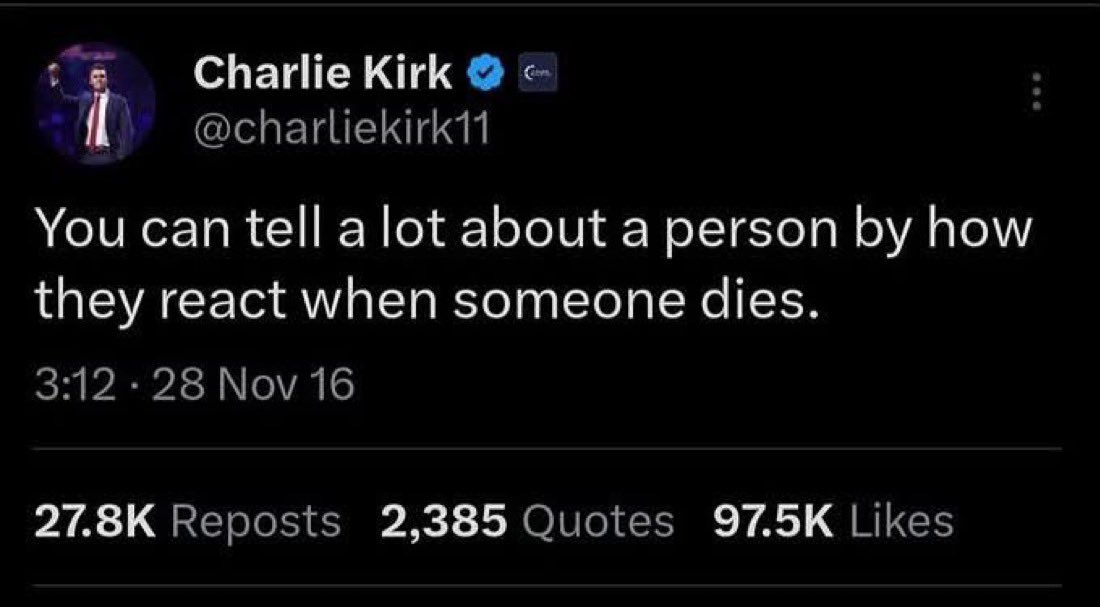 <a href="/ElonMuskAOC/">Not Elon Musk</a>