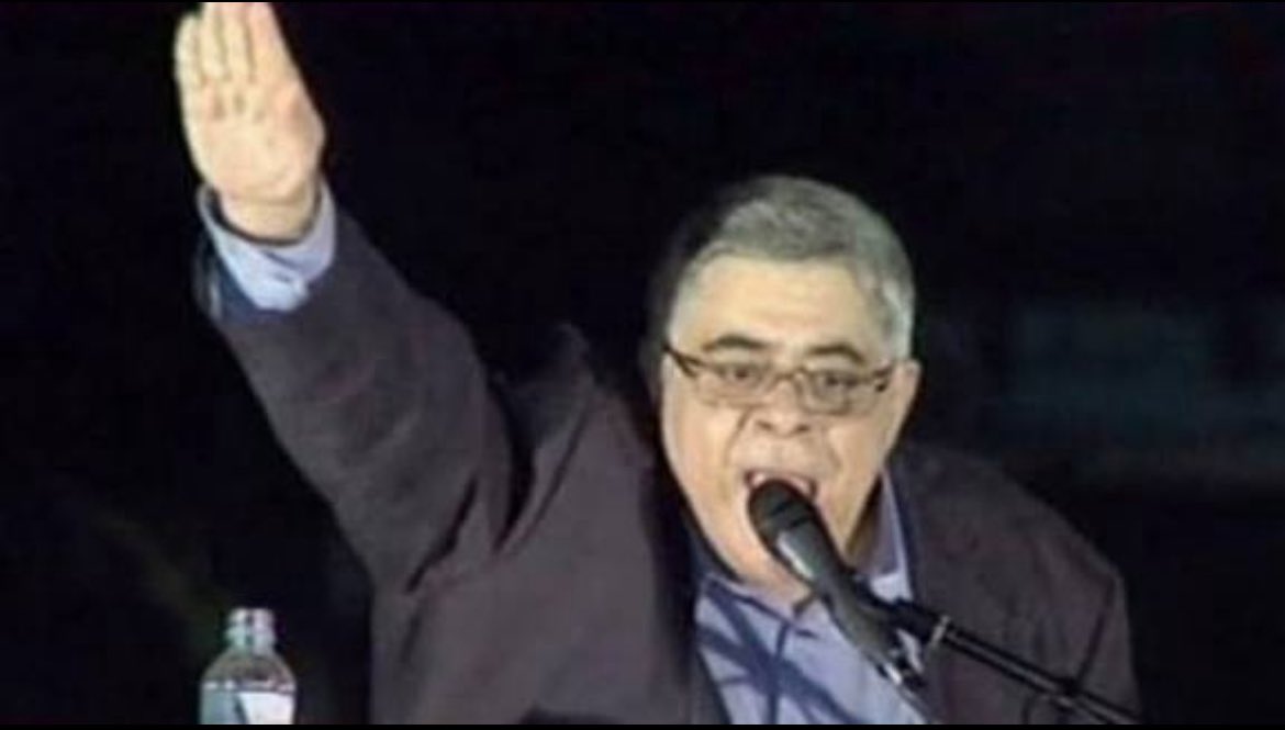 ιξ του δε ζi (@iks_to_the_zi) on Twitter photo Κυρία Τατιάνα, σας βρήκα έναν «απλό και τυχαίο» συνταξιούχο για την επομένη εκπομπή σας. Μόλις έμαθα ό,τι είναι διαθέσιμος. 
Με ευχαριστείτε μετά. 
#ΧΑΟΣ_ΔΑΓΚΩΤΟ Κυρία Τατιάνα, σας βρήκα έναν «απλό και τυχαίο» συνταξιούχο για την επομένη εκπομπή σας. Μόλις έμαθα ό,τι είναι διαθέσιμος. 
Με ευχαριστείτε μετά. 
#ΧΑΟΣ_ΔΑΓΚΩΤΟ