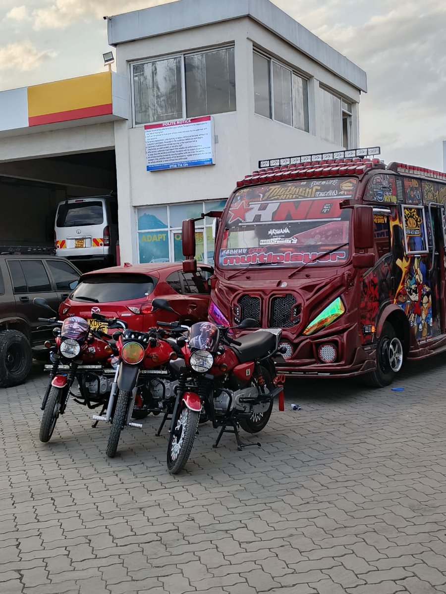 MatwanaCulture's tweet image. 🆕️ K.N.D | Kids Next Door #CnetFamily 
Representin Umoja Route 35/60
@cnetinvestment
#KidsNextDoor 
#Cnet

Designer @diabloasila
Airbrush Portraits by @swick_martins
Sound &amp;amp; Visuals @source_entertainment_kenya

#MatwanaMatatuCulture by @GraffMatwana
Talk to Us ☎️ 0727 213 423