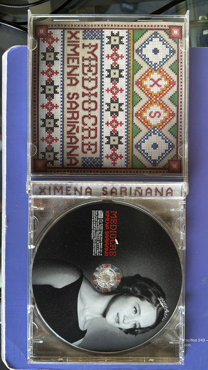 salvadorc87's tweet image. En el TikTok de las cosas, se hizo viral, (al menos en mi algoritmo) el cover de Plush de Stone Temple a cargo de Ximena y es una joyísima. Y ojo el nuevo álbum también salga en físico que acá nos gustan las colecciones.  #PoderosoTriunfando