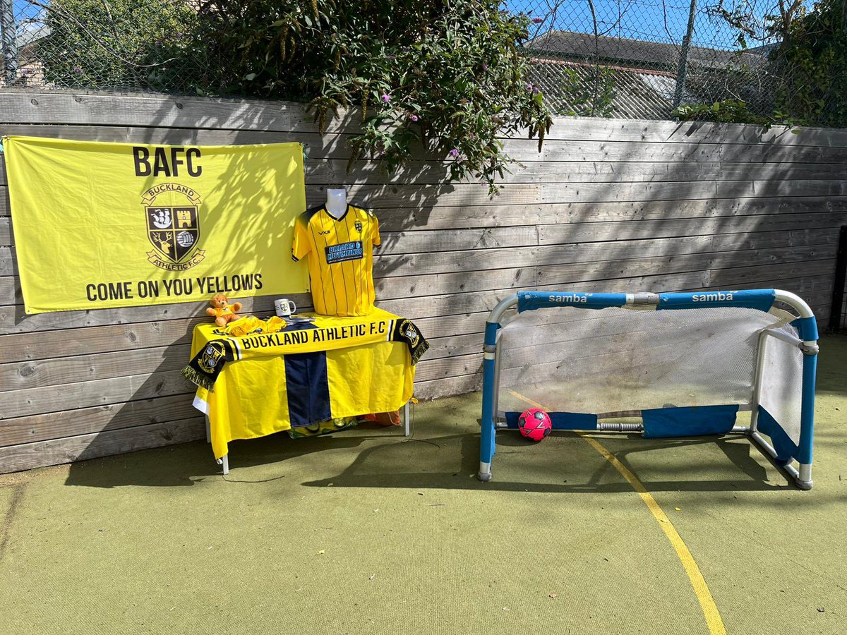 OfficalBAFC's tweet image. ⚽️ | Football in the Community

Our Community Liaison Officer, Nick Banwell is at the @WolboroughCofE Fair this afternoon - showcasing how our club aims to support the Local Community and its youth. 

Attending? Make sure to go say hi to Nick! 👋🏻

#SupportYourCommunity 

🦌