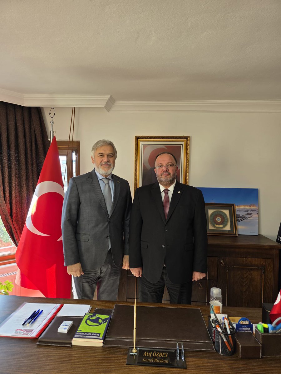 Yeniden Refah Partisi Genel Başkan Yardımcısı Sn. Mehmet Altınöz ve Milli Gençlik Derneği Genel Başkanı Sn. Ahmet Özvatan, partimizi ziyaret ettiler. 

Nazik ziyaretlerinden dolayı kendilerine teşekkür ediyoruz. 

<a href="/MehmedAltinoz/">Mehmet Altınöz</a> 
<a href="/ozvatan_ahmet/">Ahmet Özvatan</a>