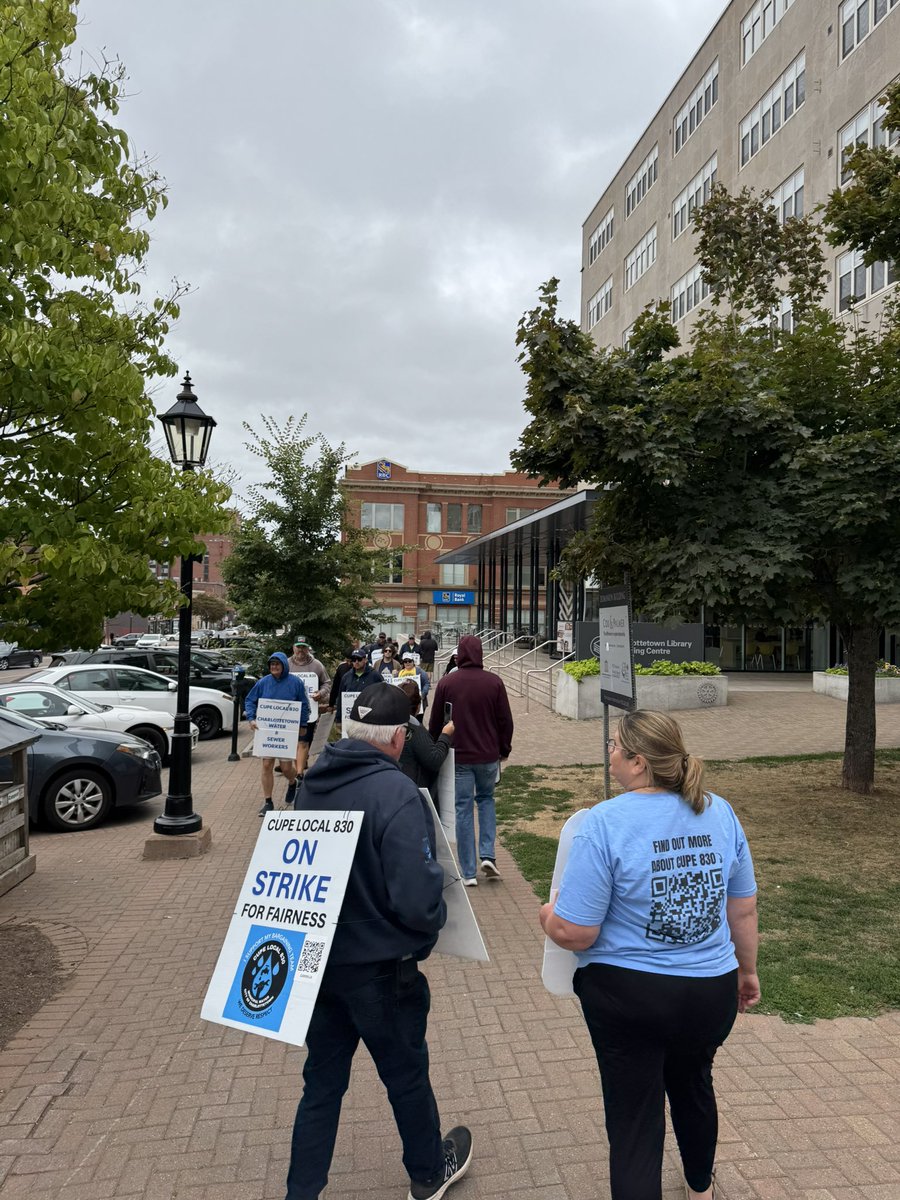 Popped over to PEI to visit CUPE Local 830’s picket line. The members have been on strike for nearly 50 days. Their employer, the City of Charlottetown, refuses to even meet with them. Solidarity from Saskatchewan! One day longer, one day stronger. ✊