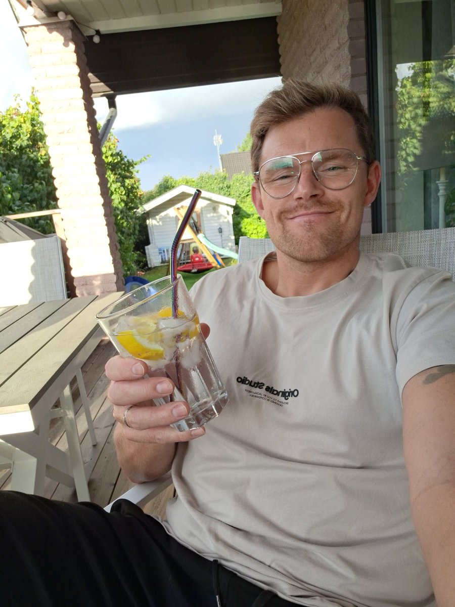 SebPisoni's tweet image. En fredags-GT är man väl alltid värd?