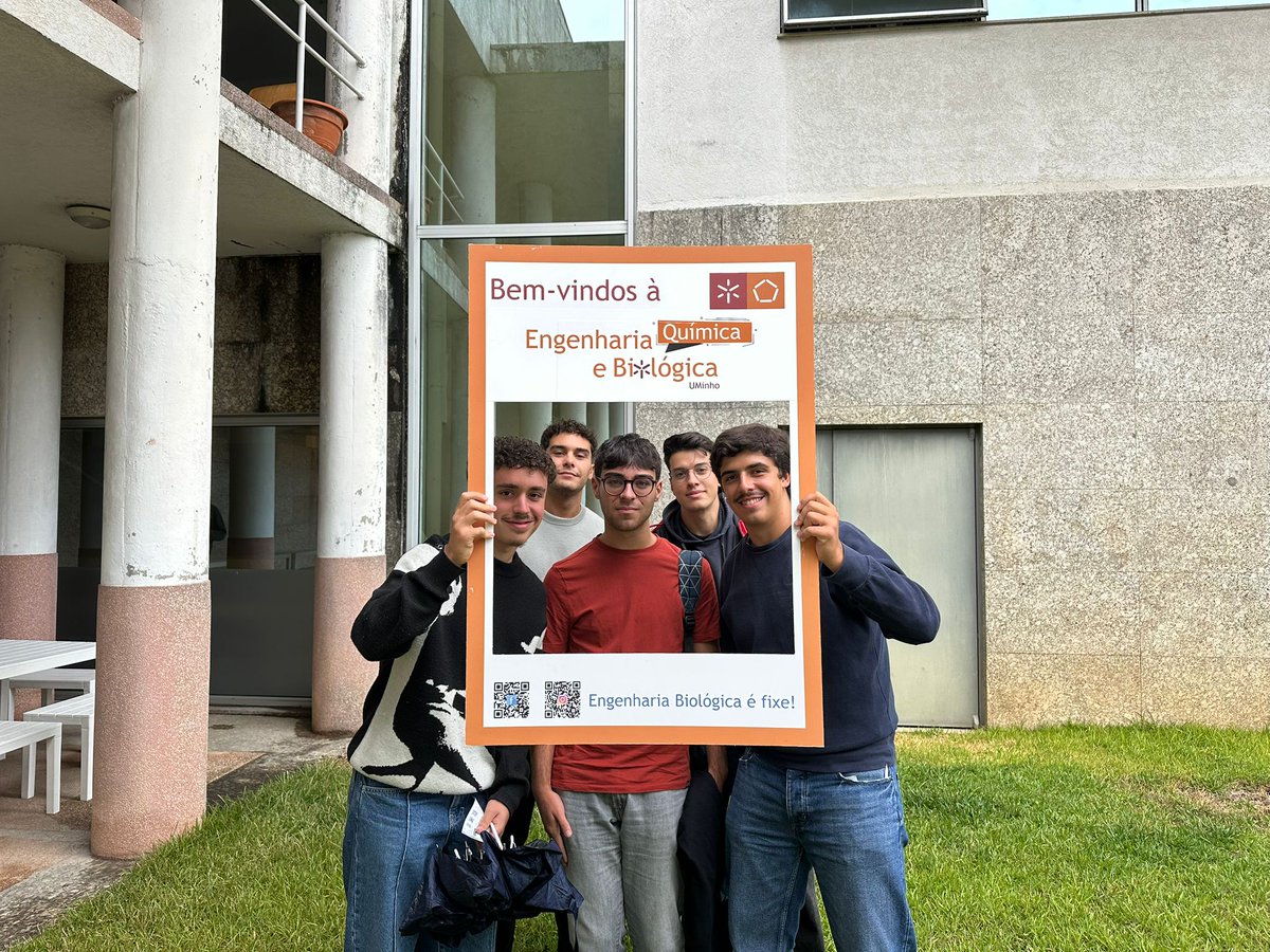 👩‍🔬👨‍🔬 Our 1st-year Chemical &amp; Biological Engineering students explored CEB labs yesterday — a first taste of the research, science &amp; innovation that will shape their journey. Welcome to the CEB family! 🚀
#CEB #DEB #BiologicalEngineering #Freshmen2025 #ScienceThatInspires