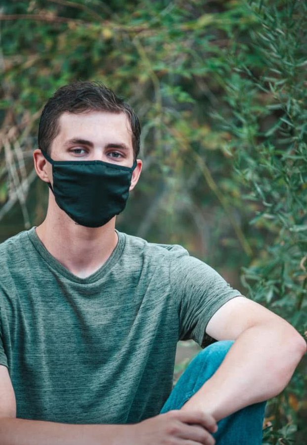 <a href="/TrueFactsStated/">Claude Taylor</a> No conservative would ever take professional photos with a mask. 😂😂😂