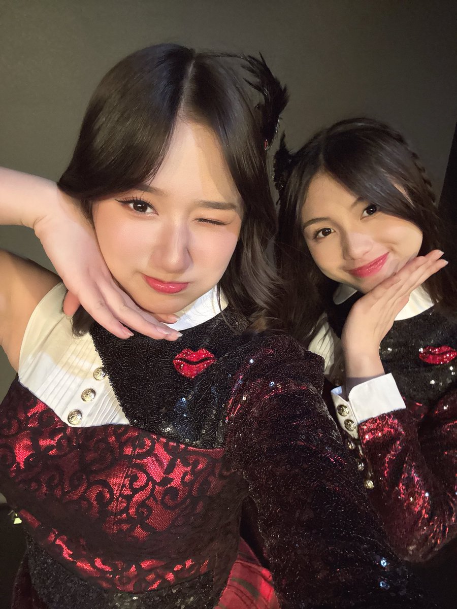 cathleenixie8's tweet photo. https://t.co/sB9xJweS5S