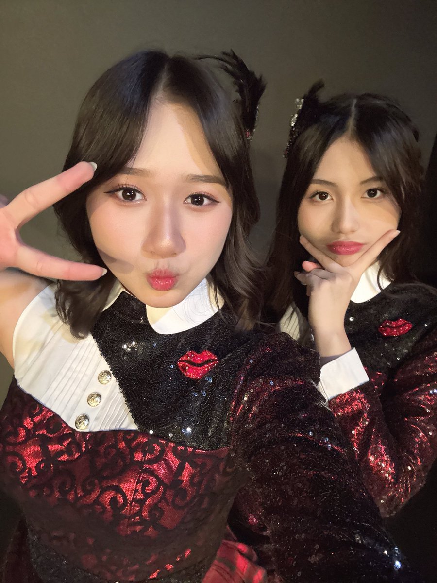 cathleenixie8's tweet photo. https://t.co/sB9xJweS5S