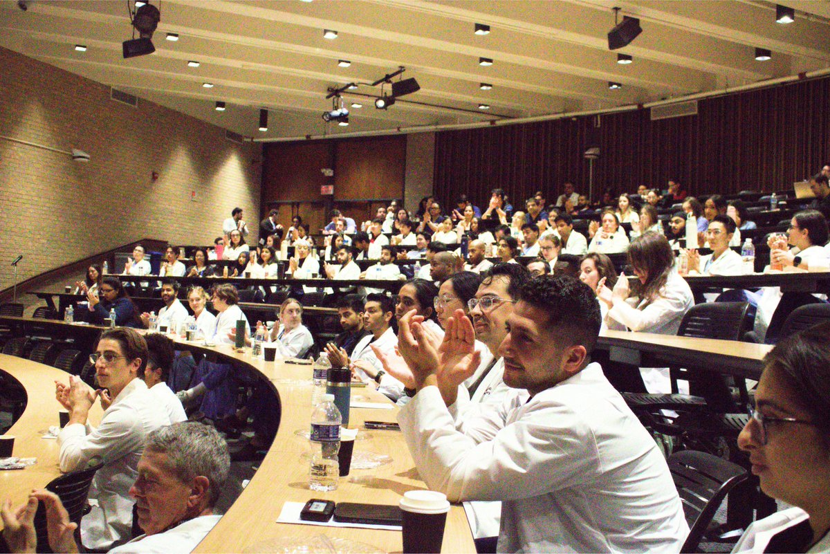 UTSW_Surgery's tweet image. ✨ This week we kicked off Grand Rounds - bringing together faculty, trainees, and guest experts to share knowledge, spark discussion, & advance surgical education.
We’re looking forward to a year of learning, collaboration, & innovation!
#grandrounds #utswsurgery #lectureseries