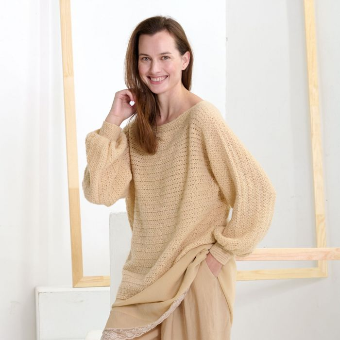 This stylish #crochet sweater is comfy, versatile, and fun to make! Get the pattern, or make it a kit! 😍
crochetenvy.com/product/v-neck…