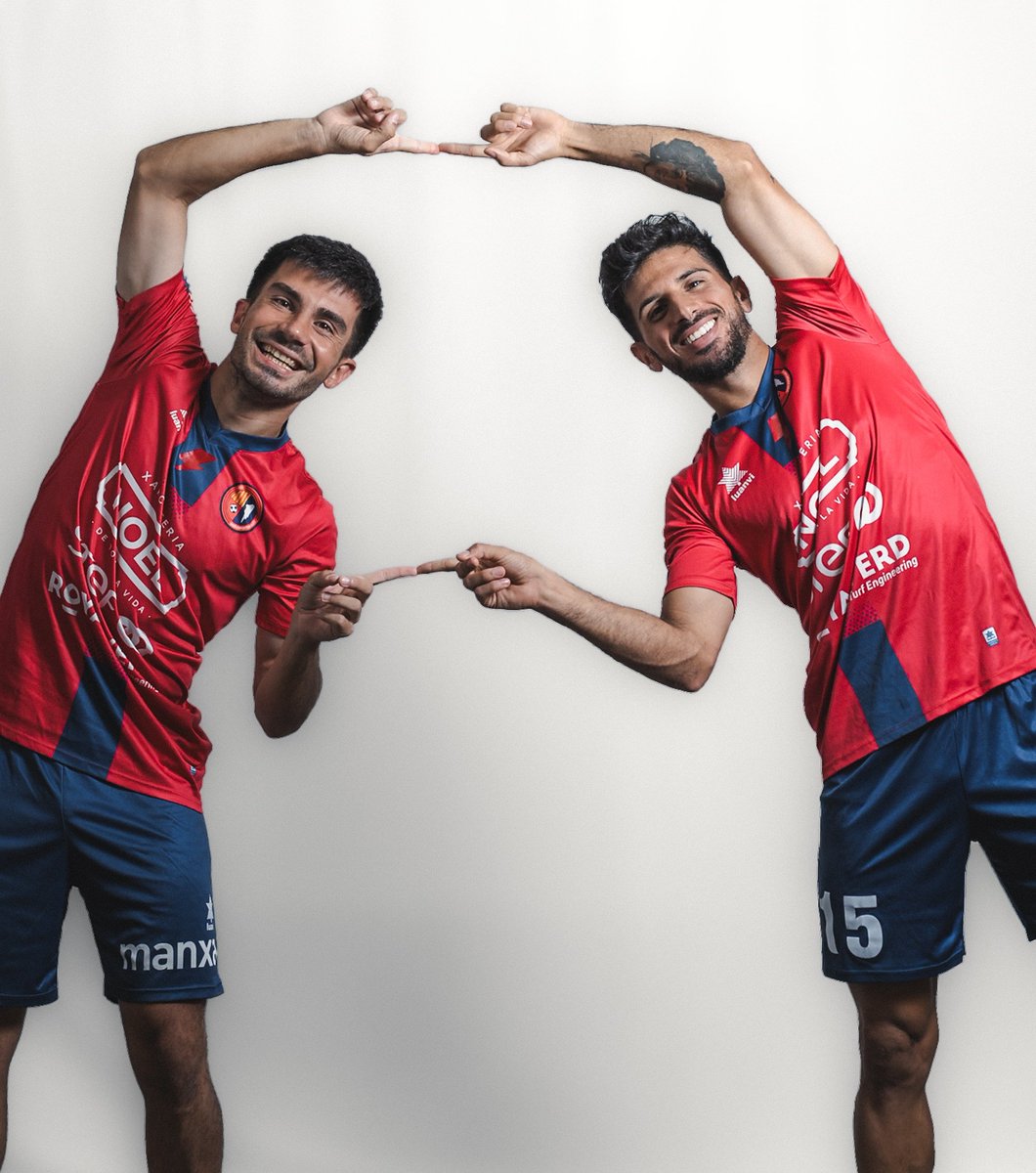 👉 Lᴀ ғᴜsɪᴏ́ ᴅᴇʟs Lᴏ́ᴘᴇᴢ 👈

😈 <a href="/Paulopez_95/">Pau López Jiménez</a> &amp; <a href="/AlbertLpezSaur1/">Albert López Saura</a> a punt per fer de les seves aquest diumenge.

🍍 Només hi ha una fórmula: 𝙅𝙪𝙣𝙩𝙨, 𝙩𝙤𝙩𝙨 𝙟𝙪𝙣𝙩𝙨!

#UnAltreFutbolÉsPossible #2RFEF3