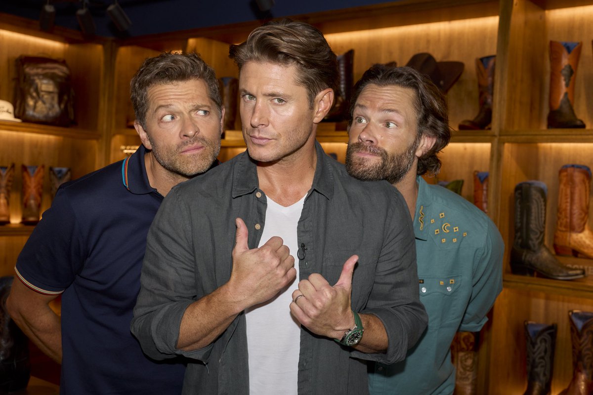 Did you think we wouldn’t celebrate #Supernatural’s 20th?! ew.com/supernatural-r…