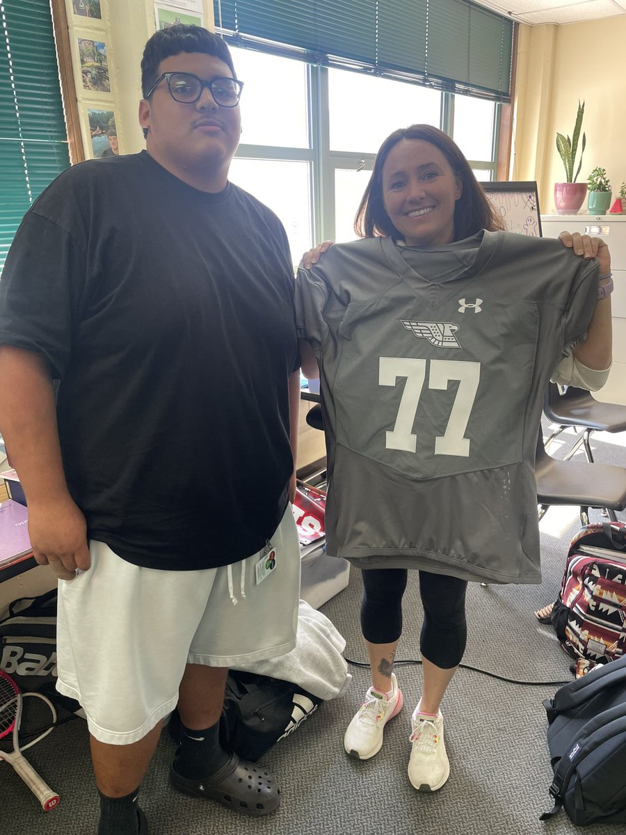 FootballWNHS's tweet image. Game day!!! Kickoff is tonight at Styker Sports Complex against KMC at 7pm.

Every gameday we recognize teachers of impact!!! Thank you Megan Lassley Fairchild and Sarah Killenberg for all you do. Thank you to all North staff for being a part of our Football Family!! #HammerOn