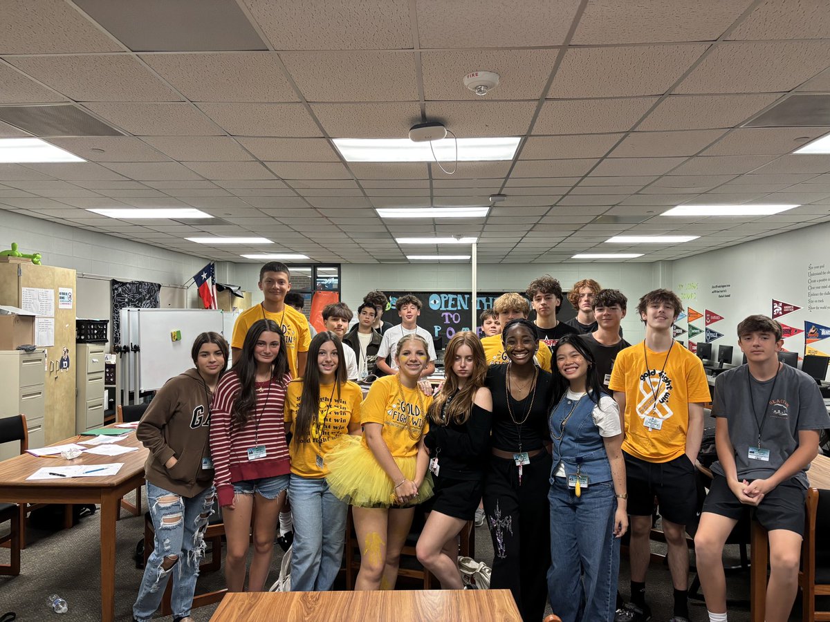 KPHS_AVID tweet media