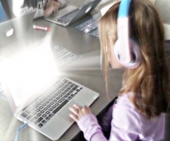 how it feels drawing <a href="/angelliomaker/">𝓐𝓷𝓰𝓮𝓵𝓵𝓲𝓸 𝓜𝓪𝓴𝓮𝓻 ࿐ ˊˎ-</a> ✍️