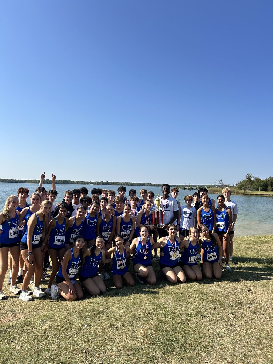 Hawk Running tweet media